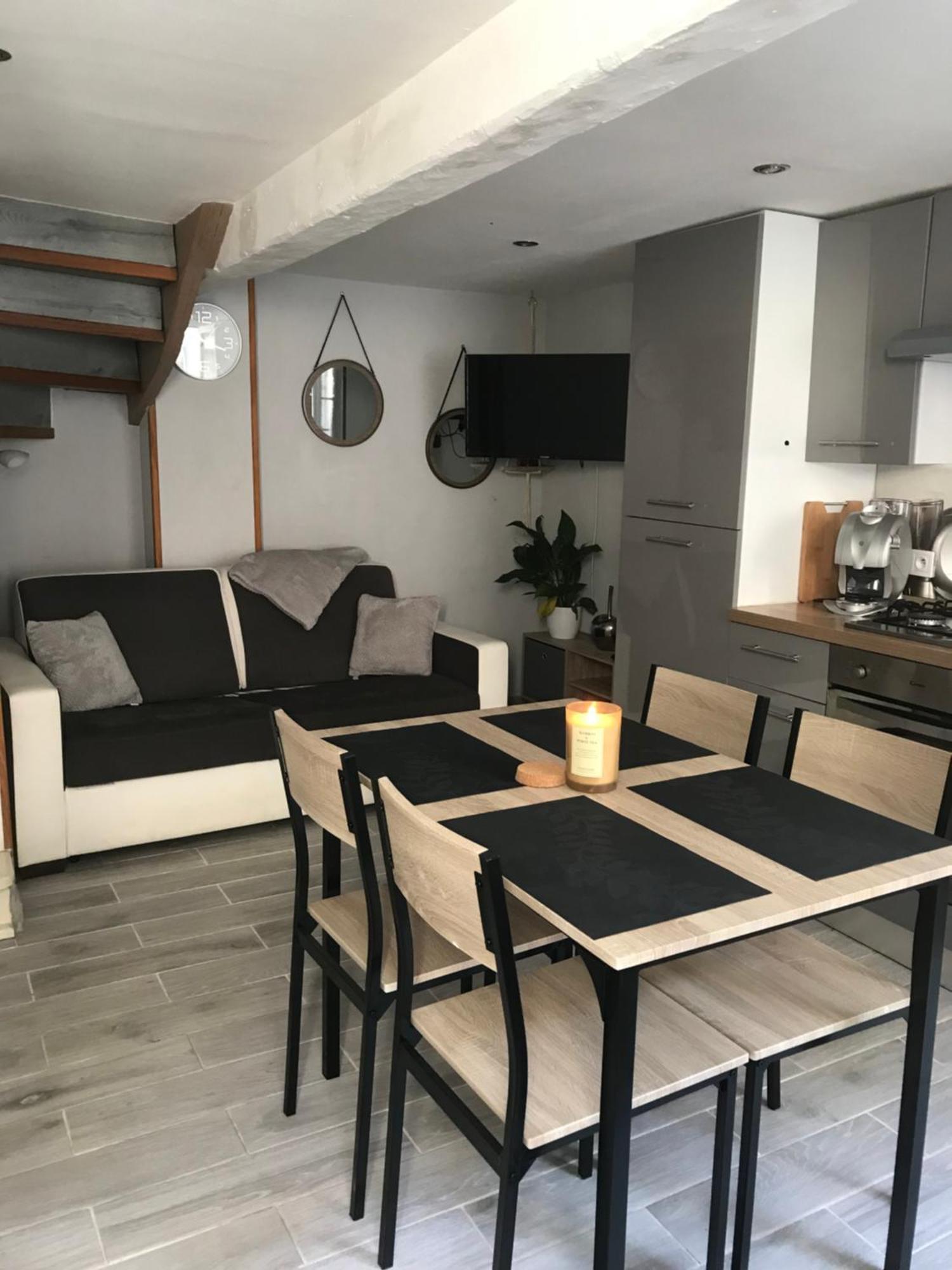 Petite Maison Chaleureuse Ришельо Екстериор снимка